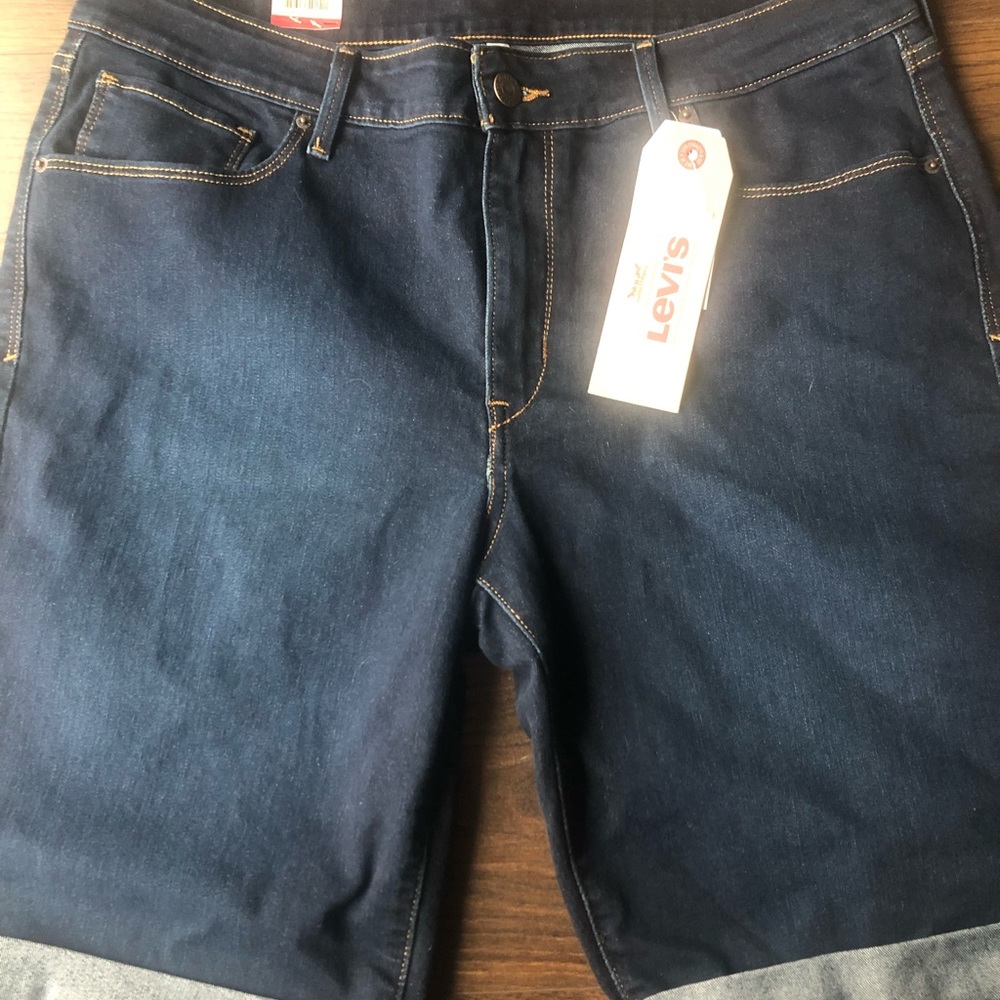 Levi Bermuda shorts - dark wash